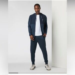 Vuori Men's Navy Blue Sunday Performance Jogger Size M (A5)